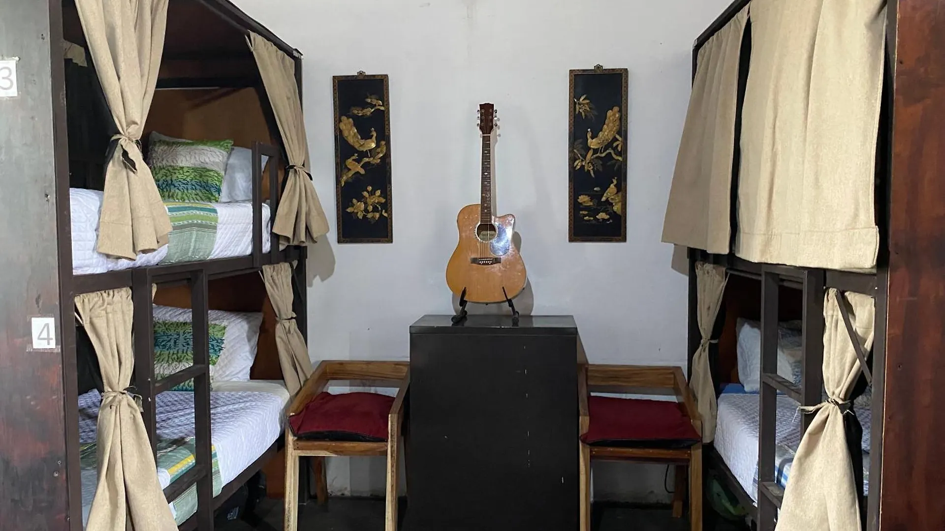 Lemon Tree Hostel Antigua